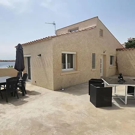 Maison Au Bord De L'eau Le Barcares